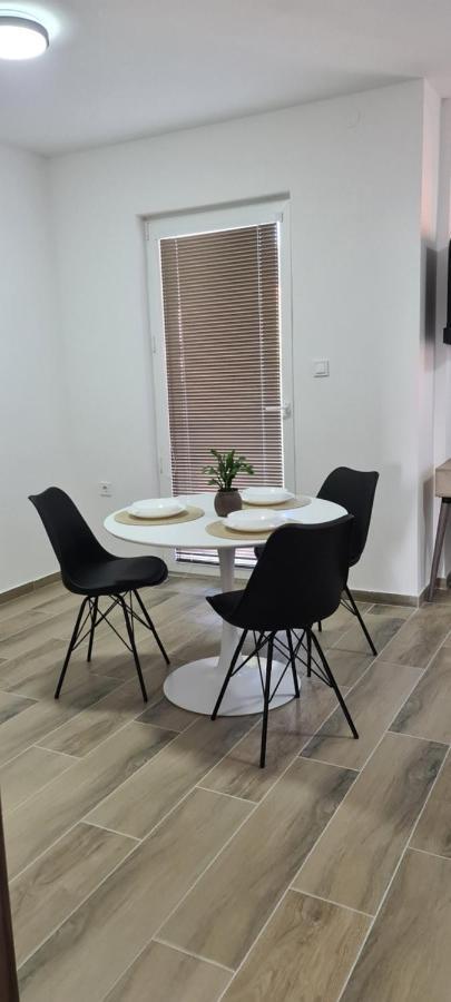 G&G Suites 奥赫里德 外观 照片
