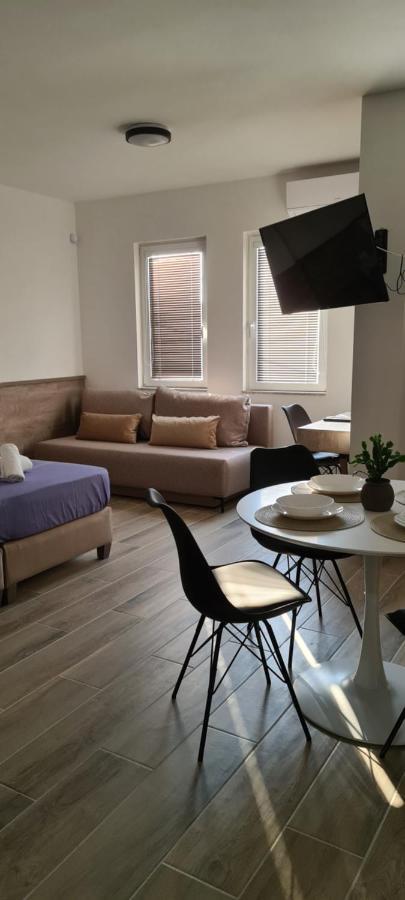 G&G Suites 奥赫里德 外观 照片
